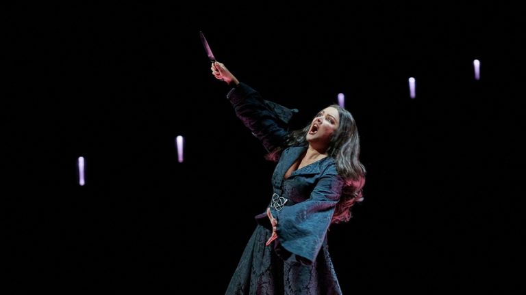 Anna Netrebko als Lady Macbeth