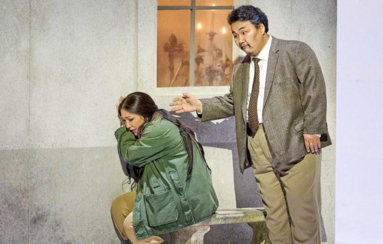 Kristina Mkhitaryan und Amartuvshin Enkhbat in "La Traviata" an der Wiener Staatsoper
