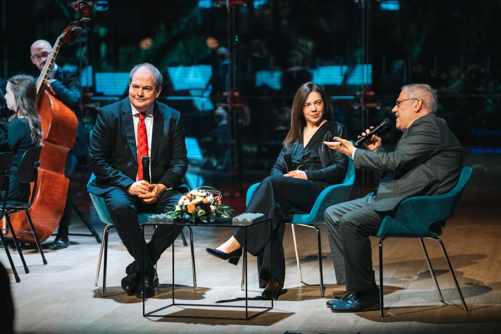 Hydneum Festival mit Dirigent Györgyi Vashegyi