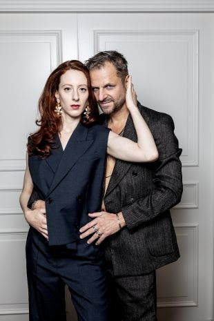 "Jedermann" Philipp Hochmair und "Die Buhlschaft" Roxane Duran